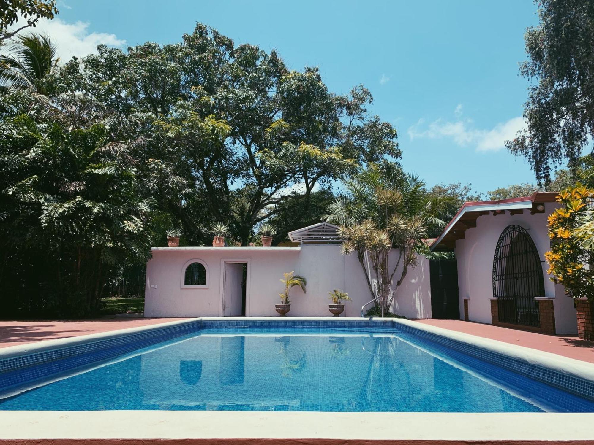 Hacienda Escondida Hotel
